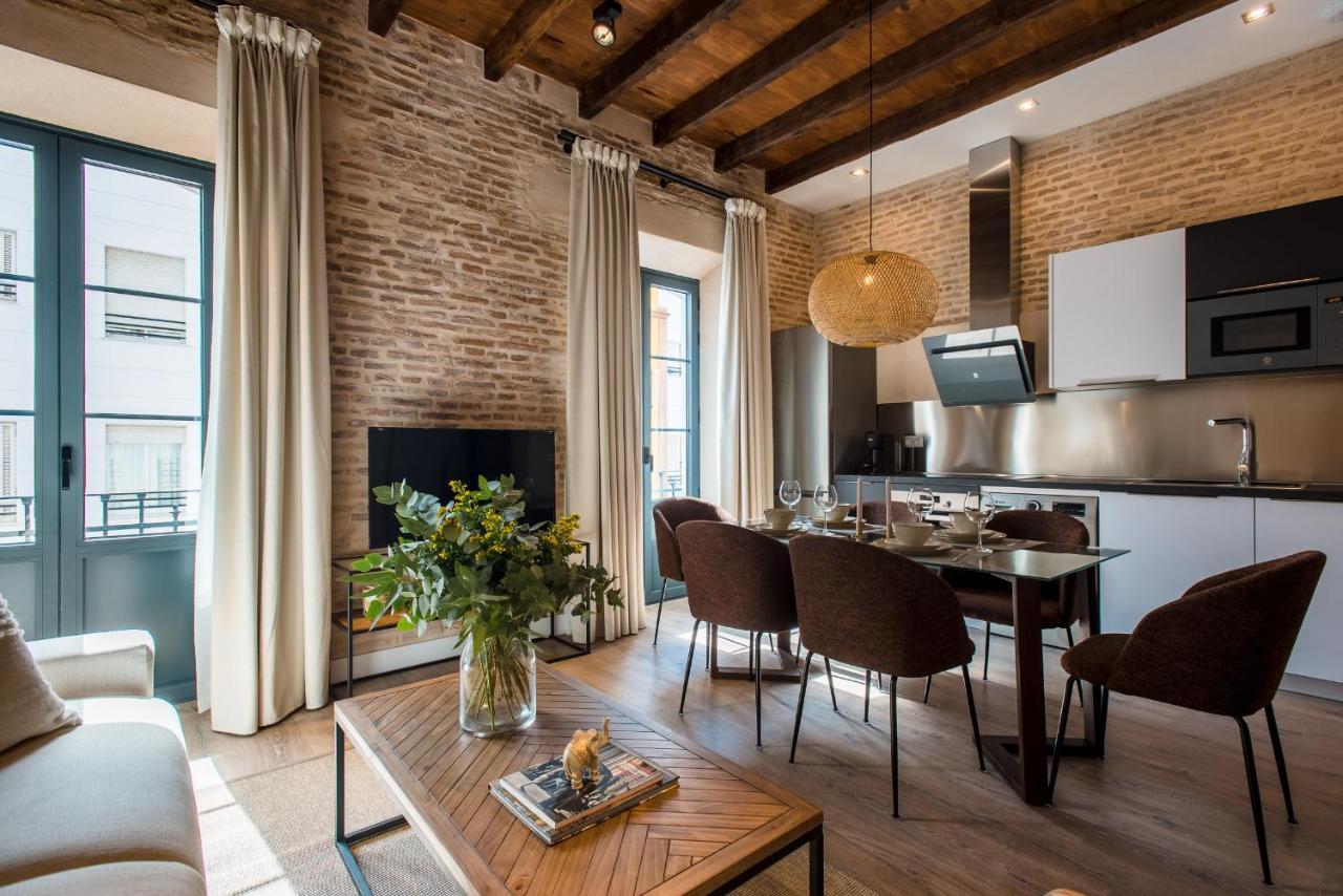 La Silleria De Triana By Magno Apartments Seville Luaran gambar